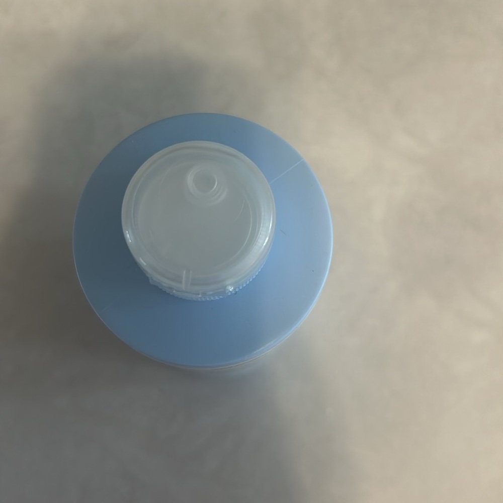 Nº.4C BOND MAINTENANCE® CLARIFYING SHAMPOO - Picture 3 of 3